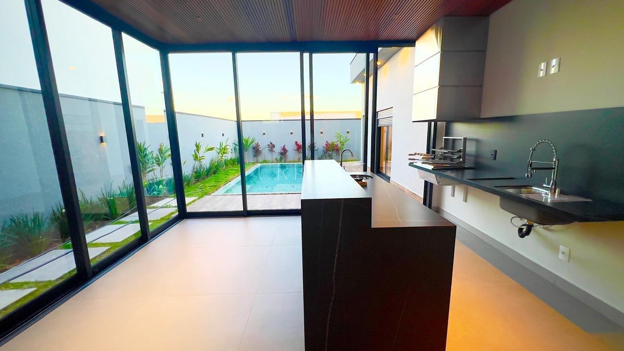 Casa com 4 dormitórios à venda,220 m² - Condomínio  Alphaville Castello - Itú - SP Rodovia Waldomiro Corrêa de Camargo Itu - 