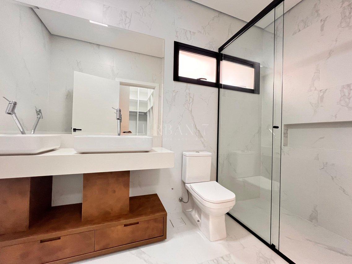 Casa com 3 dormitórios à venda, 283m² - Condomínio Mont Blanc - Sorocaba - SP Rua Antônio Annunciato Sorocaba - 