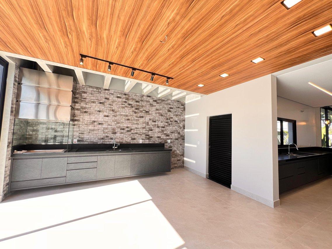 Casa com 3 dormitórios à venda, 283m² - Condomínio Mont Blanc - Sorocaba - SP Rua Antônio Annunciato Sorocaba - 