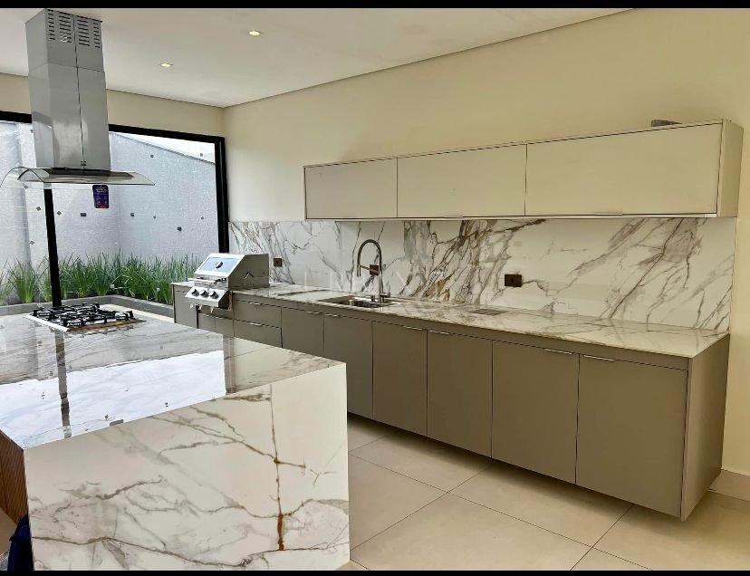 Casa com 3 dormitórios à venda,229 m² - Condomínio Alphaville Castello - Itú - SP Rodovia Waldomiro Corrêa de Camargo Itu - 