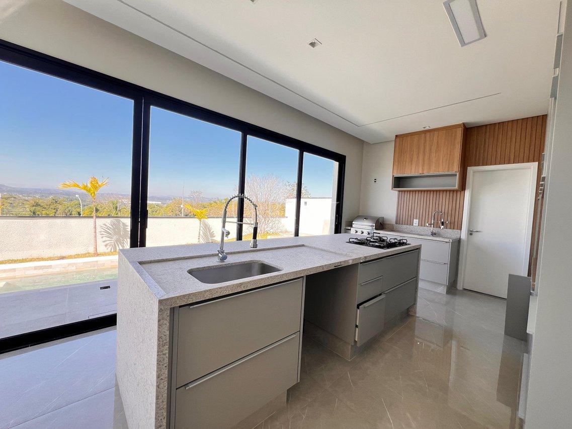 Casa com 4 dormitórios à venda,237 m² - Condomínio Alphaville Castello - Itú - SP Rodovia Waldomiro Corrêa de Camargo Itu - 
