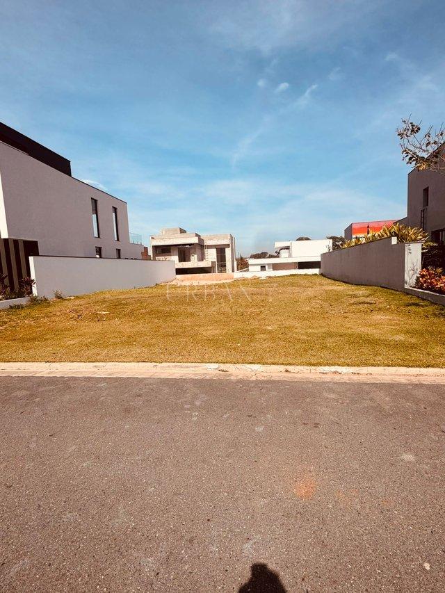 Terreno à venda,490 m² - Alphaville Nova Esplanada III - Votorantim - SP Alameda Nova Zelândia Votorantim - 