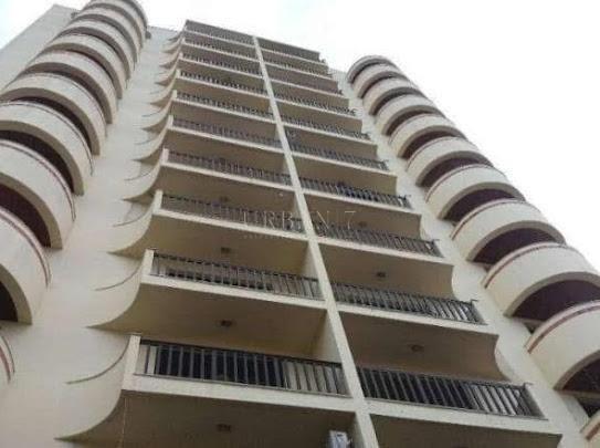 Apartamento com 3 dormitórios à venda,120 m² - Condomínio Estoril - Sorocaba - SP Rua Monsenhor João Soares Sorocaba - 