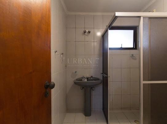 Apartamento com 3 dormitórios à venda,120 m² - Condomínio Estoril - Sorocaba - SP Rua Monsenhor João Soares Sorocaba - 