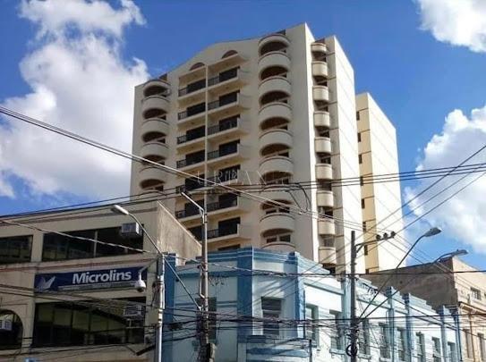 Apartamento com 3 dormitórios à venda,120 m² - Condomínio Estoril - Sorocaba - SP Rua Monsenhor João Soares Sorocaba - 