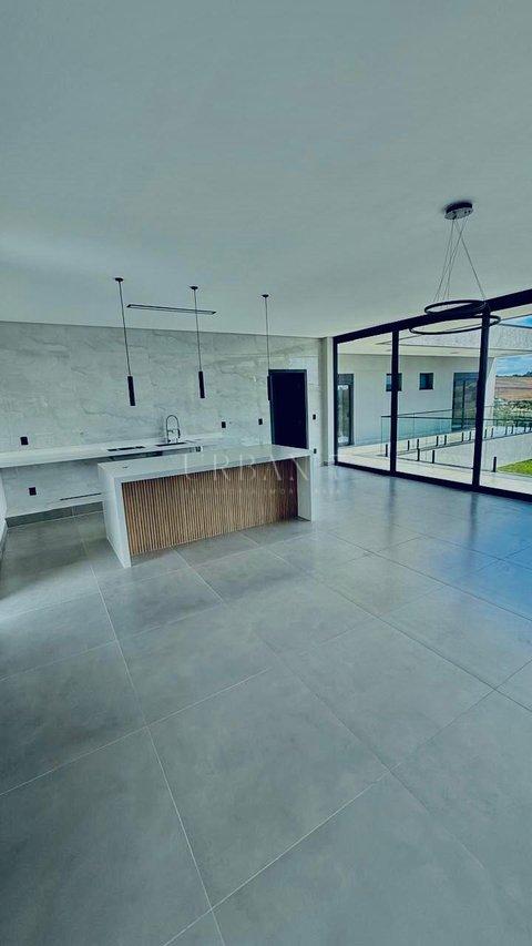 Casa com 3 dormitórios à venda,540 m² - Condomínio Village Ipanema II - Araçoiaba - SP Av: Francisco de Assis Chateaubriand Araçoiaba da Serra - 
