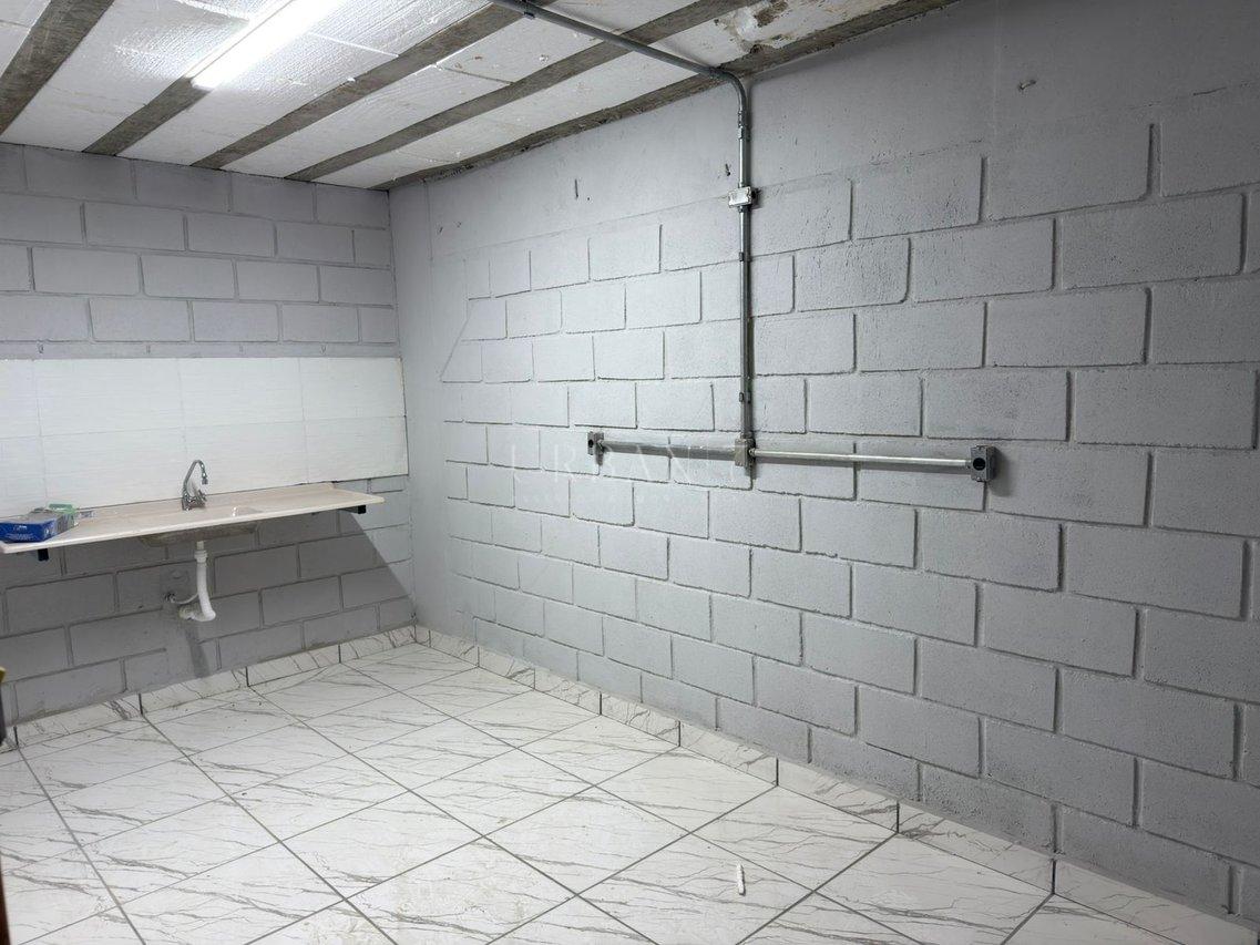 Galpão,1100 m² - Caio Viana Martins - Vila São Jorge - Sorocaba - SP Rua Caio Viana Martins Sorocaba - 