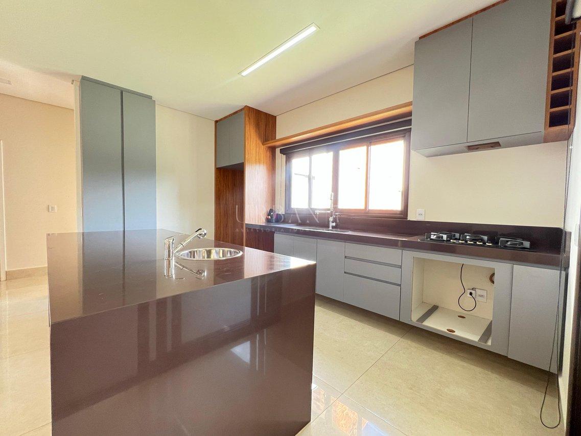 Casa com 4 dormitórios,350 m² -Condomínio Lago Azul Golfe Clube - Araçoiaba da Serra -SP Rodovia Raposo Tavares Araçoiaba da Serra - 