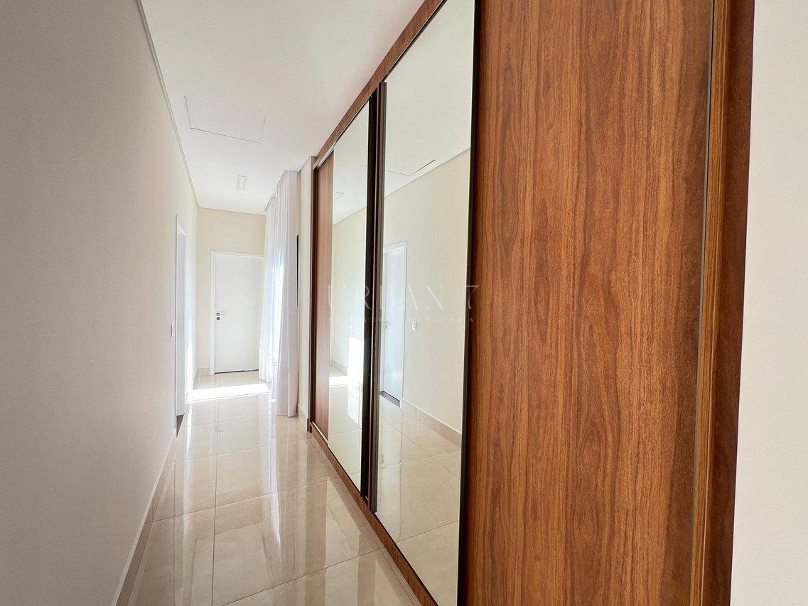 Casa com 4 dormitórios,350 m² -Condomínio Lago Azul Golfe Clube - Araçoiaba da Serra -SP Rodovia Raposo Tavares Araçoiaba da Serra - 