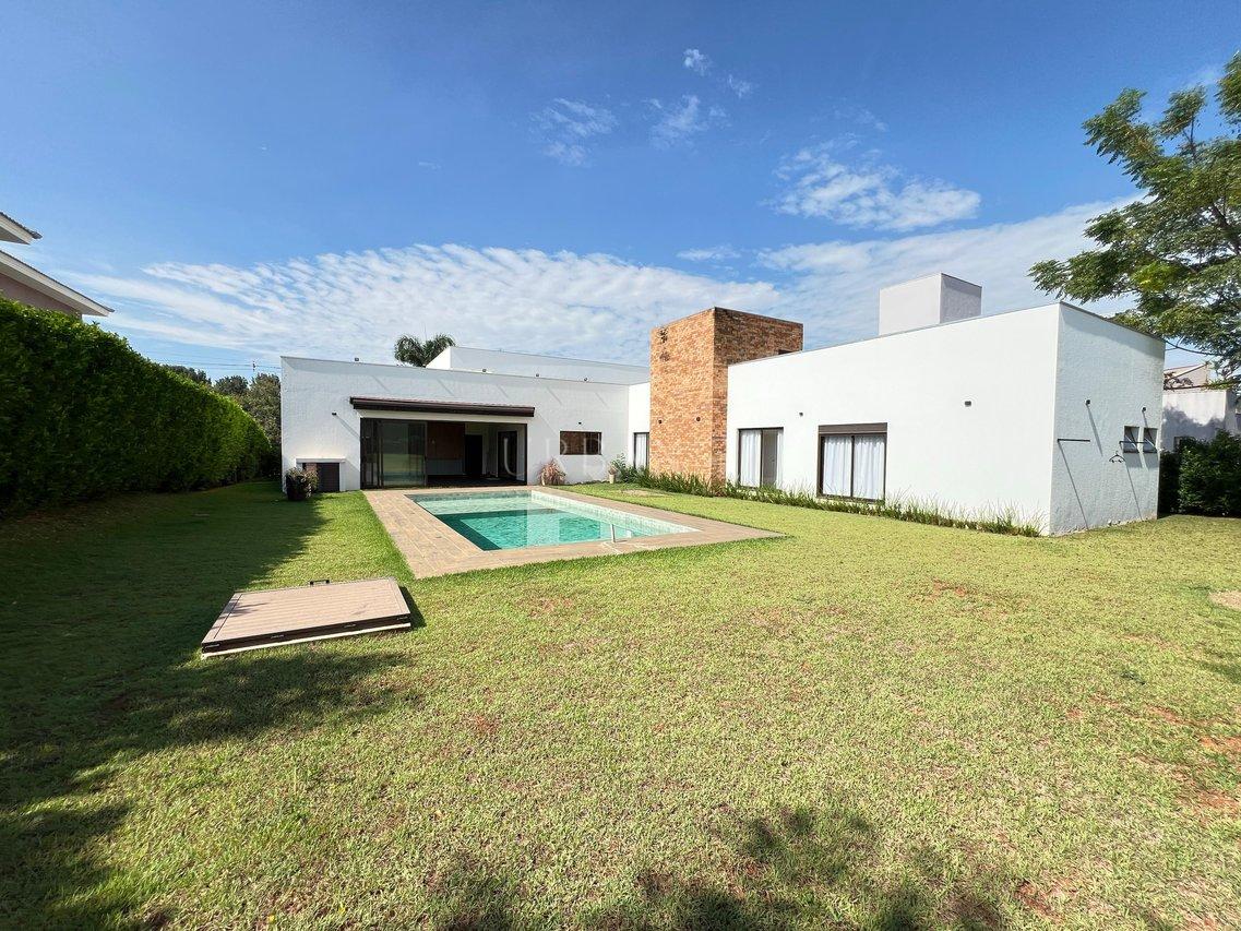 Casa com 4 dormitórios,350 m² -Condomínio Lago Azul Golfe Clube - Araçoiaba da Serra -SP Rodovia Raposo Tavares Araçoiaba da Serra - 
