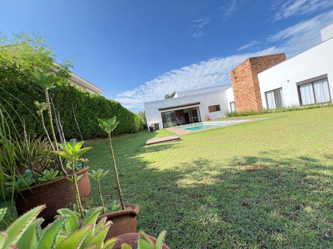 Casa com 4 dormitórios,350 m² -Condomínio Lago Azul Golfe Clube - Araçoiaba da Serra -SP Rodovia Raposo Tavares Araçoiaba da Serra - 