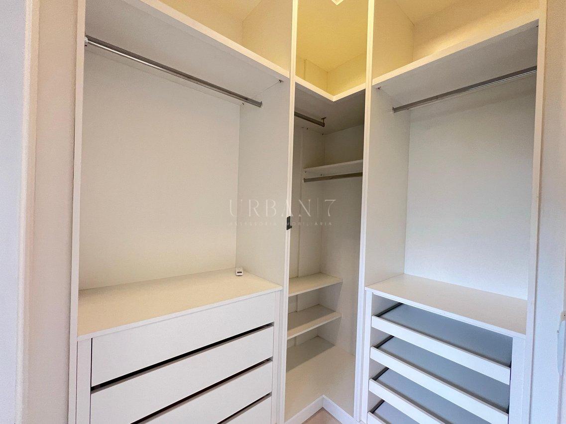 Casa com 4 dormitórios,350 m² -Condomínio Lago Azul Golfe Clube - Araçoiaba da Serra -SP Rodovia Raposo Tavares Araçoiaba da Serra - 