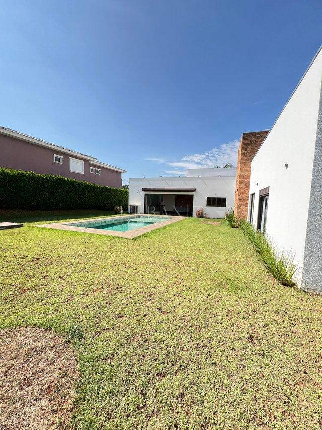 Casa com 4 dormitórios,350 m² -Condomínio Lago Azul Golfe Clube - Araçoiaba da Serra -SP Rodovia Raposo Tavares Araçoiaba da Serra - 