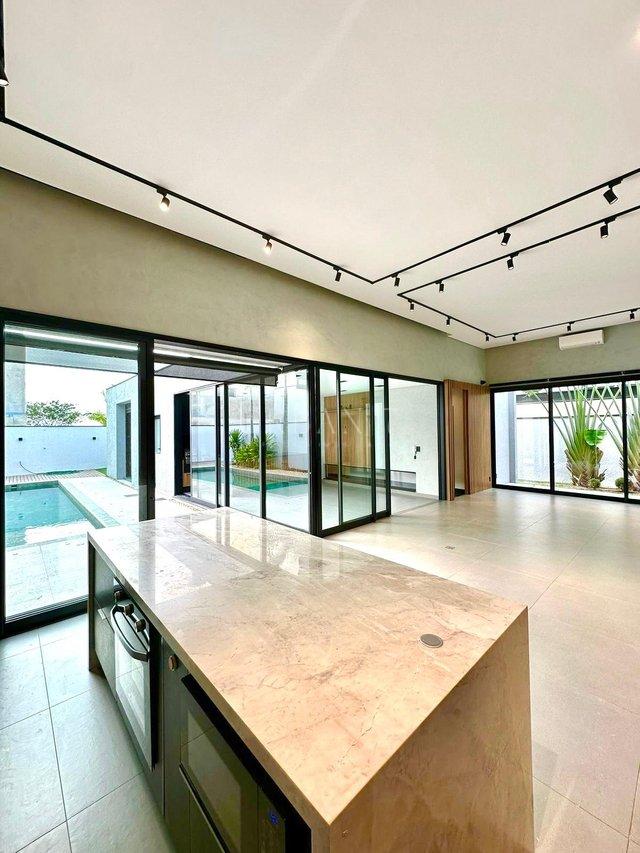 Casa com 3 dormitórios à venda,240 m² - Alphaville Nova Esplanada - Votorantim - SP Alameda Nova Zelândia Votorantim - 