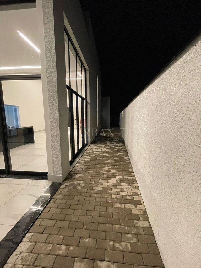 Casa com 3 dormitórios à venda,238 m² - Alphaville Nova Esplanada - Votorantim - SP Alameda Nova Zelândia Votorantim - 