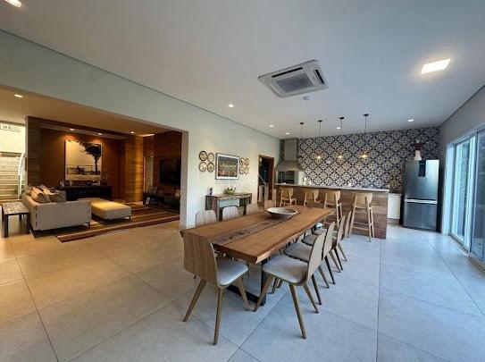 Casa com 4 dormitórios à venda,473 m² - Condomínio Lago Azul Golfe Clube - Araçoiaba - SP  Araçoiaba da Serra - 