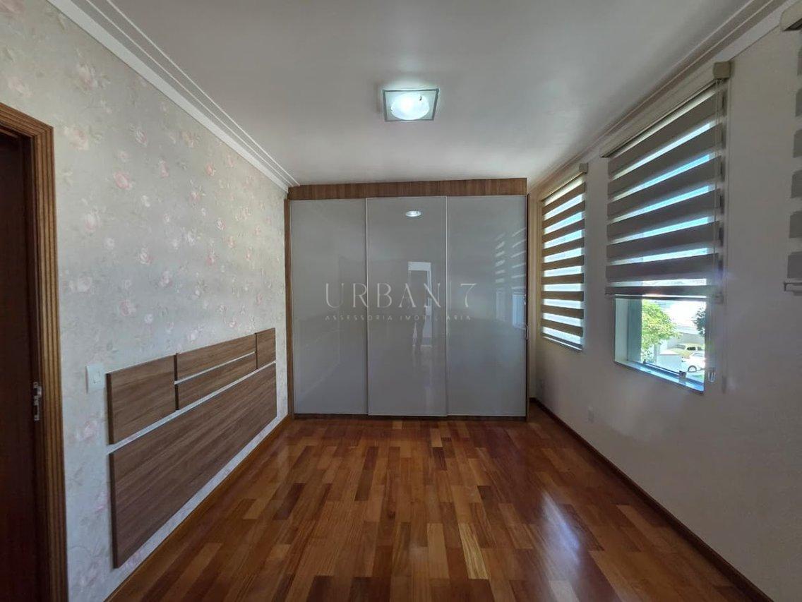 Casa com 3 dormit&oacute;rios &agrave; venda,270 m&sup2; - Condom&iacute;nio Villa dos Inglezes - Sorocaba - SP Avenida Lauro Miguel Sacker Sorocaba - 