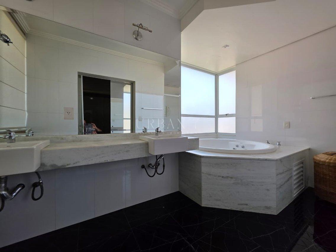 Casa com 3 dormit&oacute;rios &agrave; venda,270 m&sup2; - Condom&iacute;nio Villa dos Inglezes - Sorocaba - SP Avenida Lauro Miguel Sacker Sorocaba - 