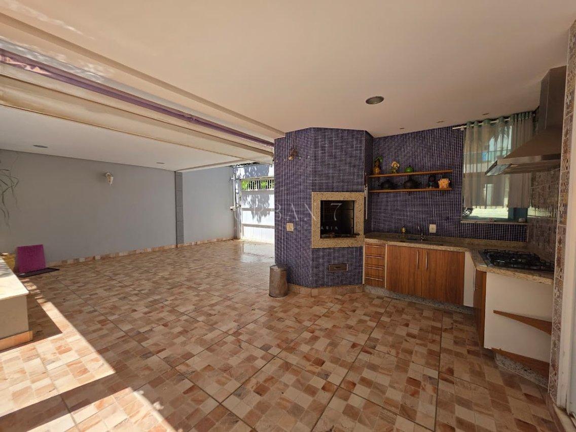 Casa com 3 dormit&oacute;rios &agrave; venda,270 m&sup2; - Condom&iacute;nio Villa dos Inglezes - Sorocaba - SP Avenida Lauro Miguel Sacker Sorocaba - 