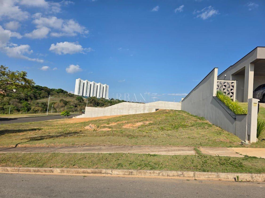 Terreno &agrave; venda,1144 m&sup2;- Condom&iacute;nio Saint Patrick - Sorocaba - SP Avenida Cannes Sorocaba - 