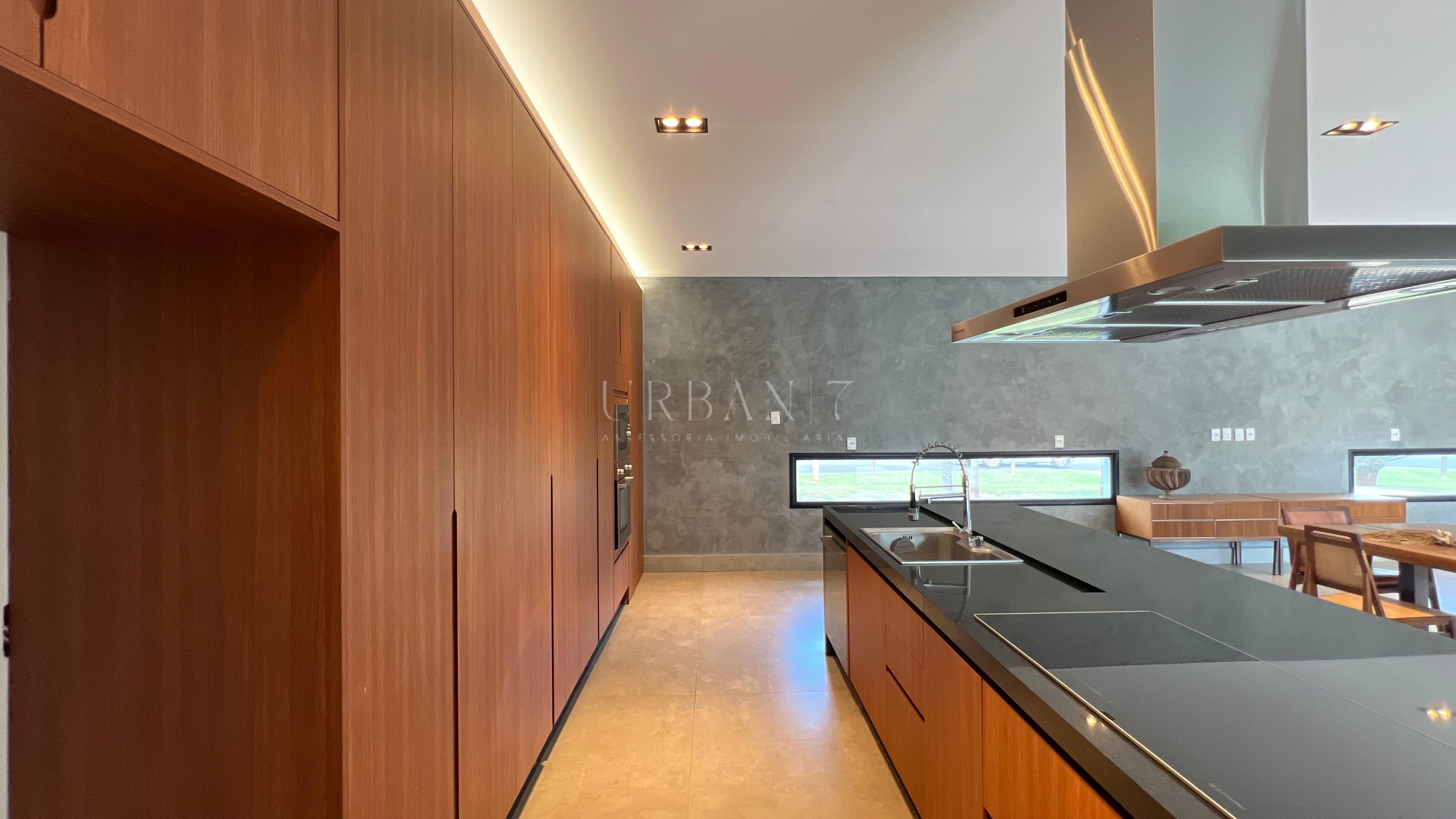 Casa com 4 dormit&oacute;rios &agrave; venda,505 m&sup2; - Condom&iacute;nio Lago Azul Golfe Clube - Ara&ccedil;oiaba - SP Rodovia Raposo Tavares Araçoiaba da Serra - 