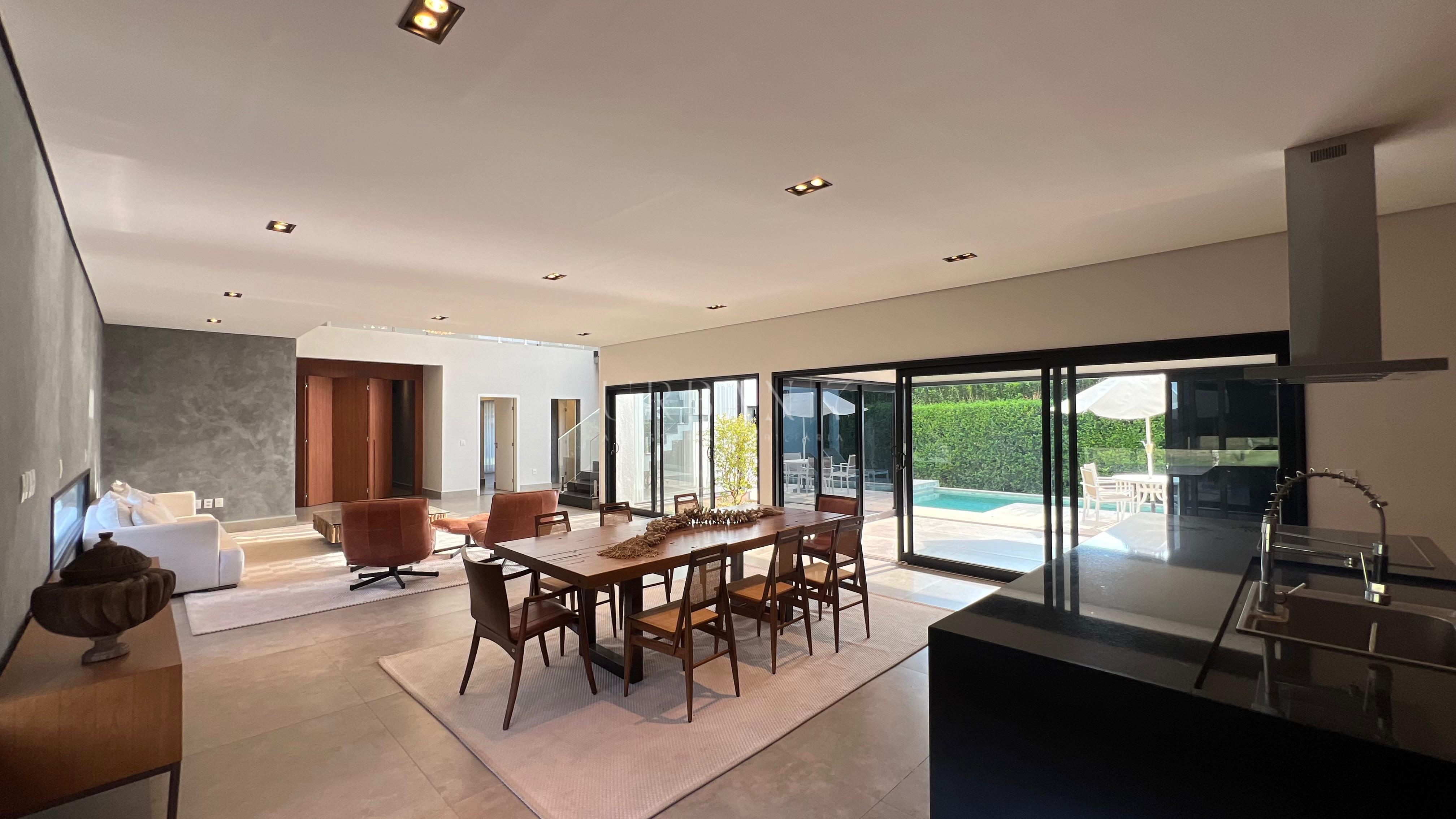 Casa com 4 dormit&oacute;rios &agrave; venda,505 m&sup2; - Condom&iacute;nio Lago Azul Golfe Clube - Ara&ccedil;oiaba - SP Rodovia Raposo Tavares Araçoiaba da Serra - 