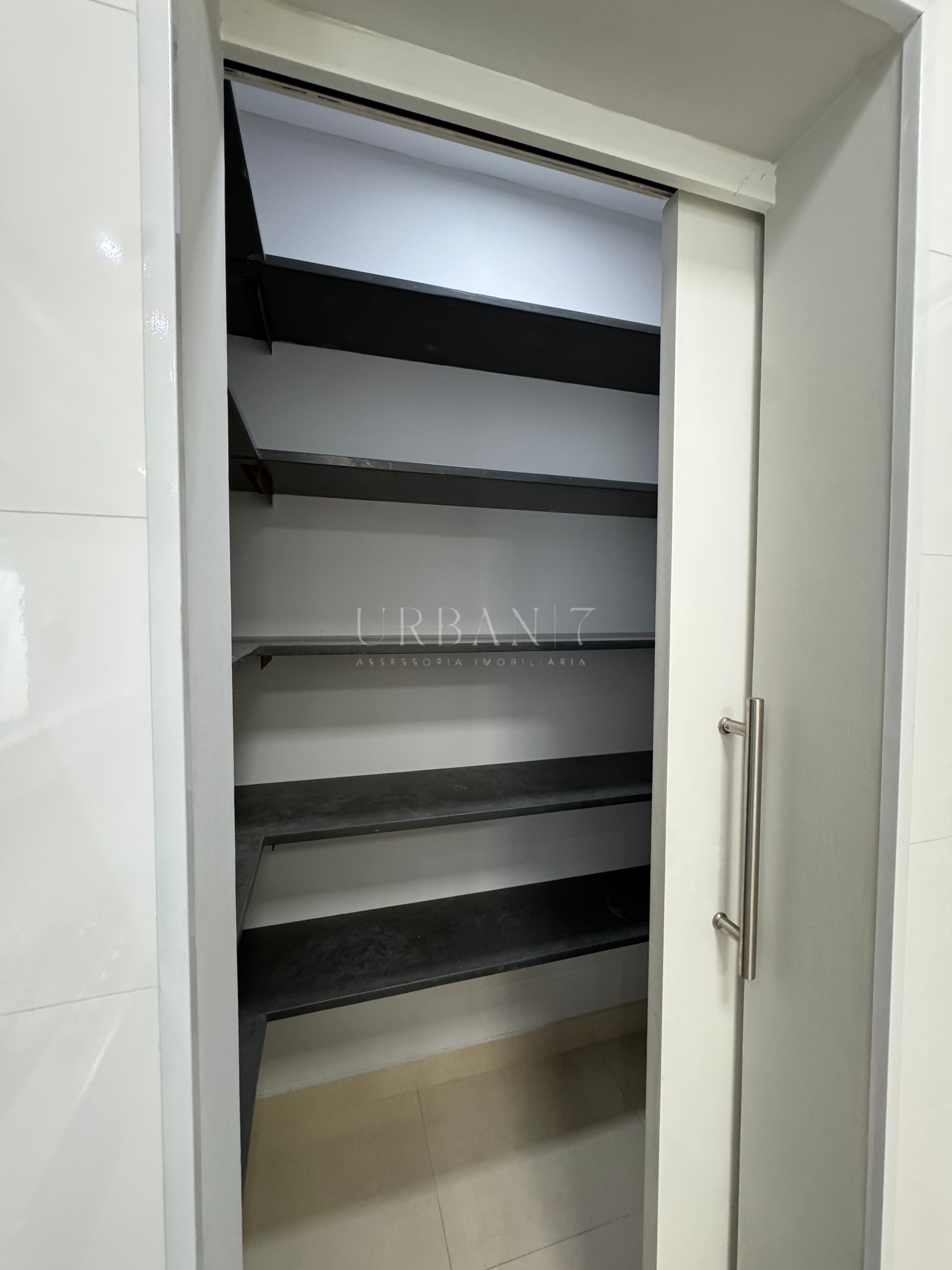 Casa com 3 dormit&oacute;rios,195 m&sup2; - Condom&iacute;nio Mont Blanc - Sorocaba - SP Rua Antônio Annunciato Sorocaba - 