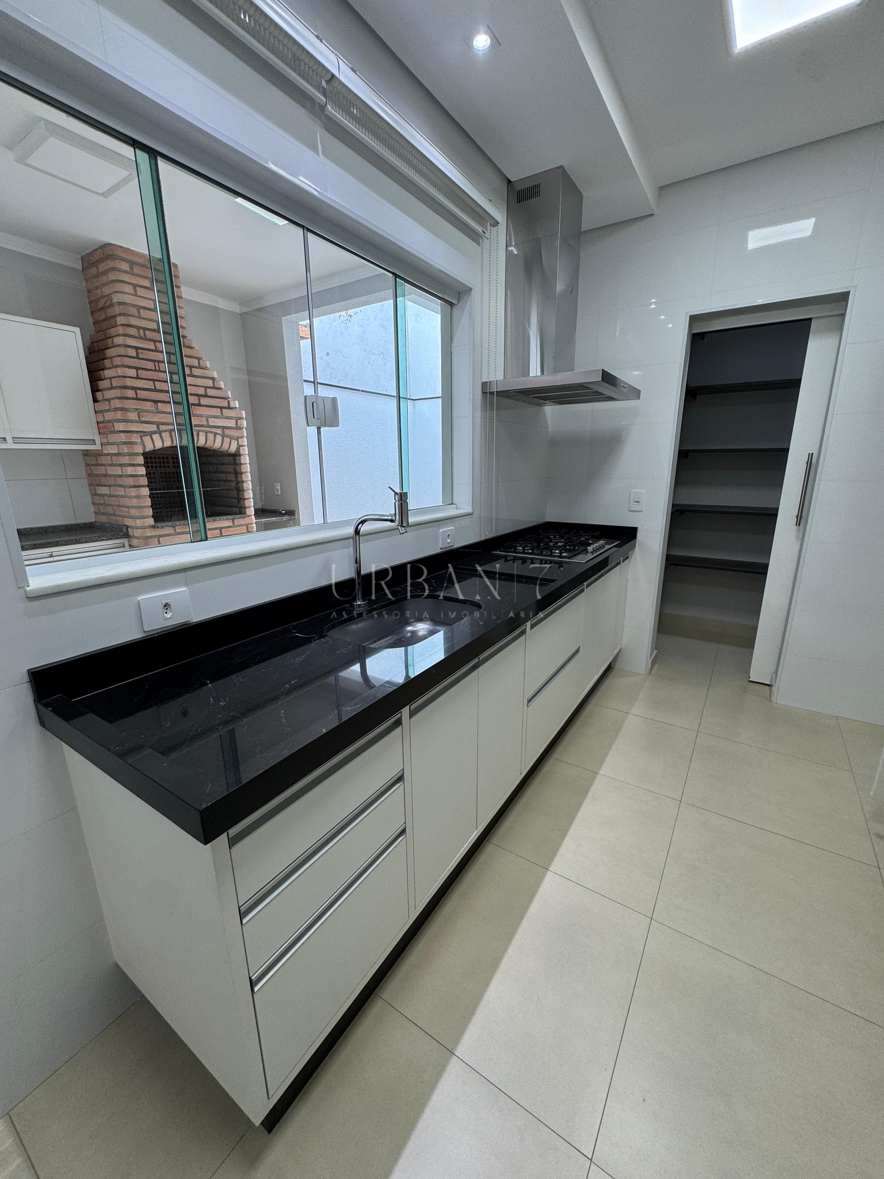 Casa com 3 dormit&oacute;rios,195 m&sup2; - Condom&iacute;nio Mont Blanc - Sorocaba - SP Rua Antônio Annunciato Sorocaba - 