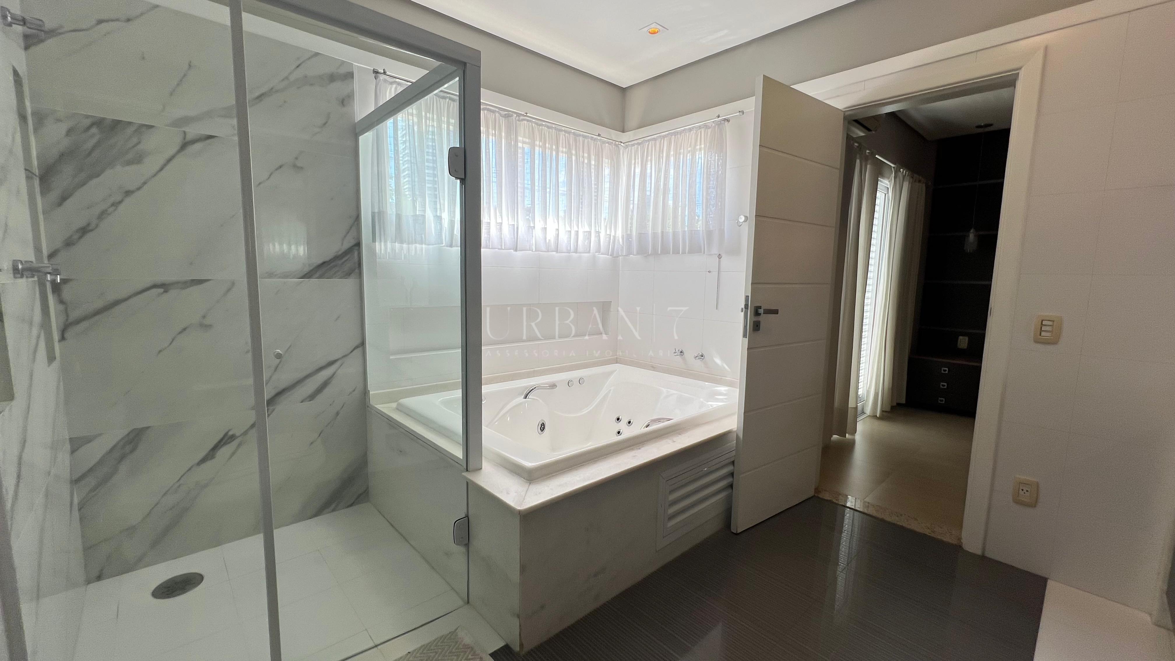 Casa com 3 dormit&oacute;rios &agrave; venda,300m&sup2; - Condom&iacute;nio Sunset - Sorocaba - SP Avenida Professora Izoraida Marques Peres Sorocaba - 