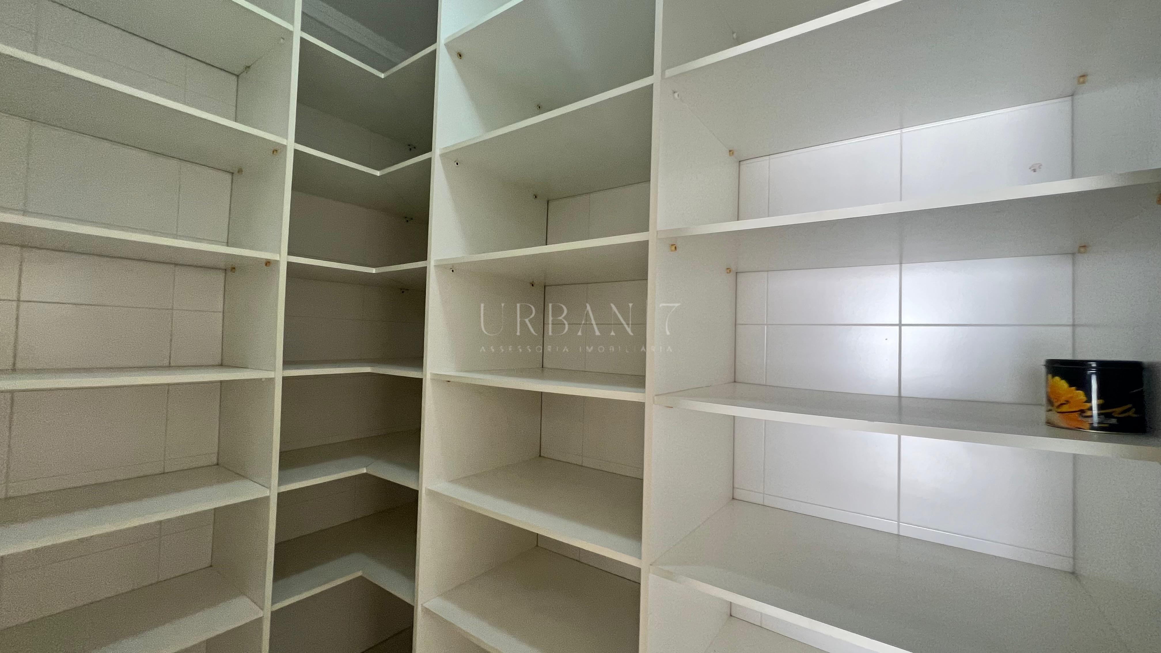 Casa com 3 dormit&oacute;rios &agrave; venda,300m&sup2; - Condom&iacute;nio Sunset - Sorocaba - SP Avenida Professora Izoraida Marques Peres Sorocaba - 