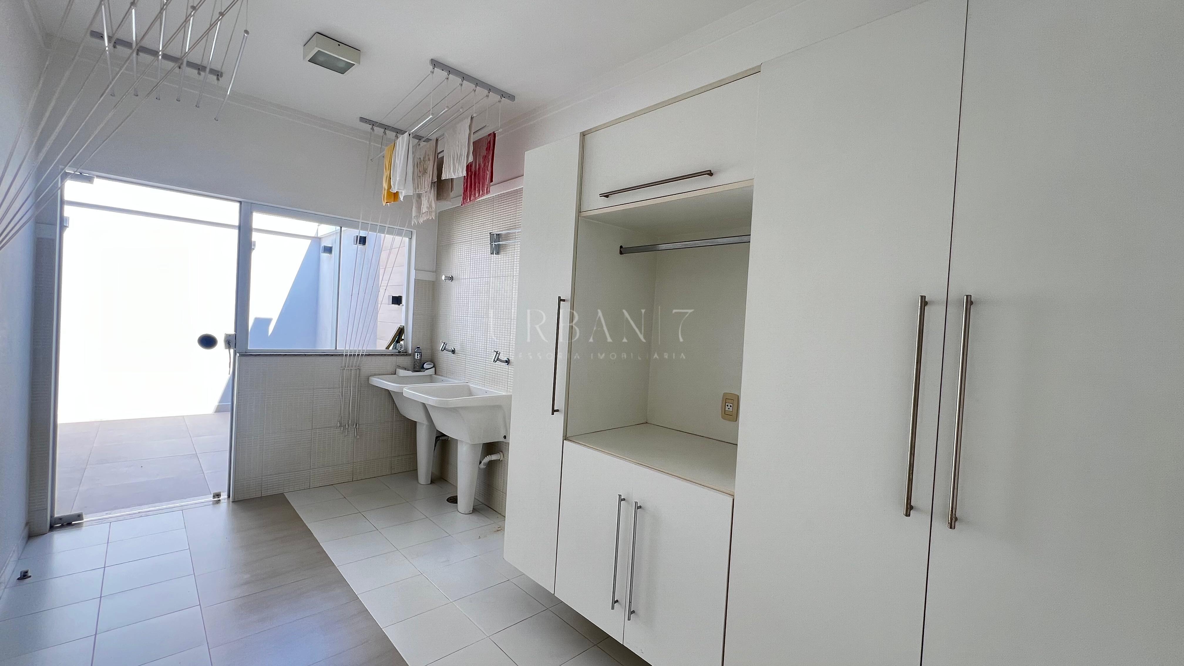 Casa com 3 dormit&oacute;rios &agrave; venda,300m&sup2; - Condom&iacute;nio Sunset - Sorocaba - SP Avenida Professora Izoraida Marques Peres Sorocaba - 