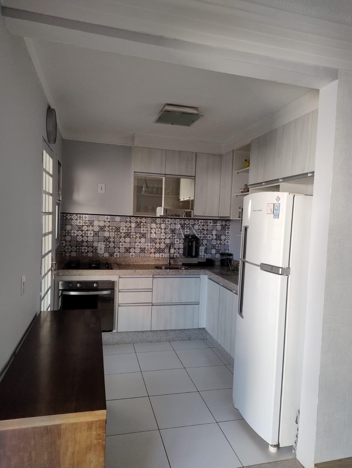 Casa com 3 dormit&oacute;rios &agrave; venda,108 m&sup2; - Condom&iacute;nio Villa Flora - Votorantim - SP Avenida das Palmeiras Votorantim - 