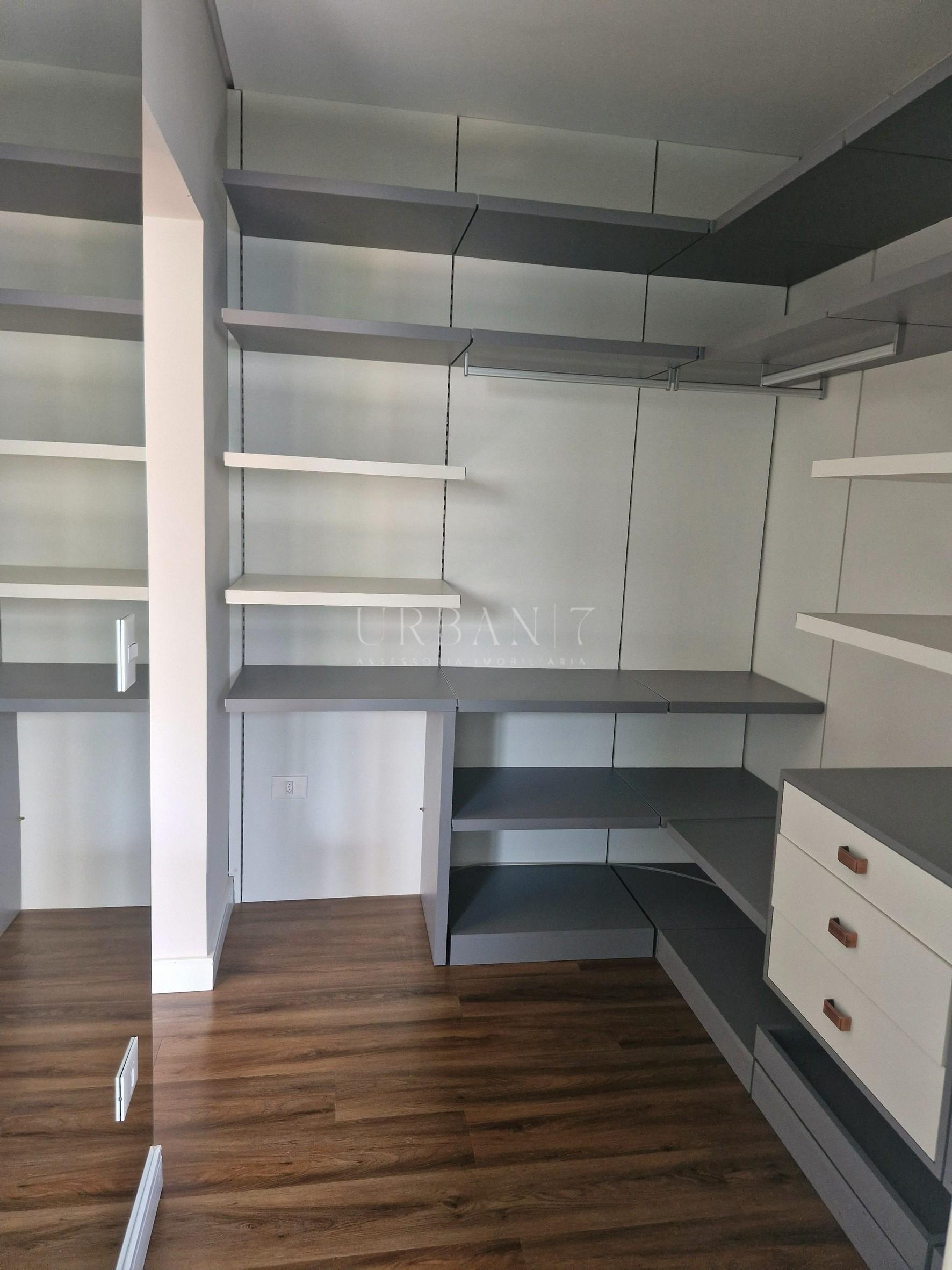 Casa com 4 dormit&oacute;rios,465 m&sup2; - Condom&iacute;nio Lago Azul Golfe Clube - Ara&ccedil;oiaba  - SP Rodovia Raposo Tavares Araçoiaba da Serra - 
