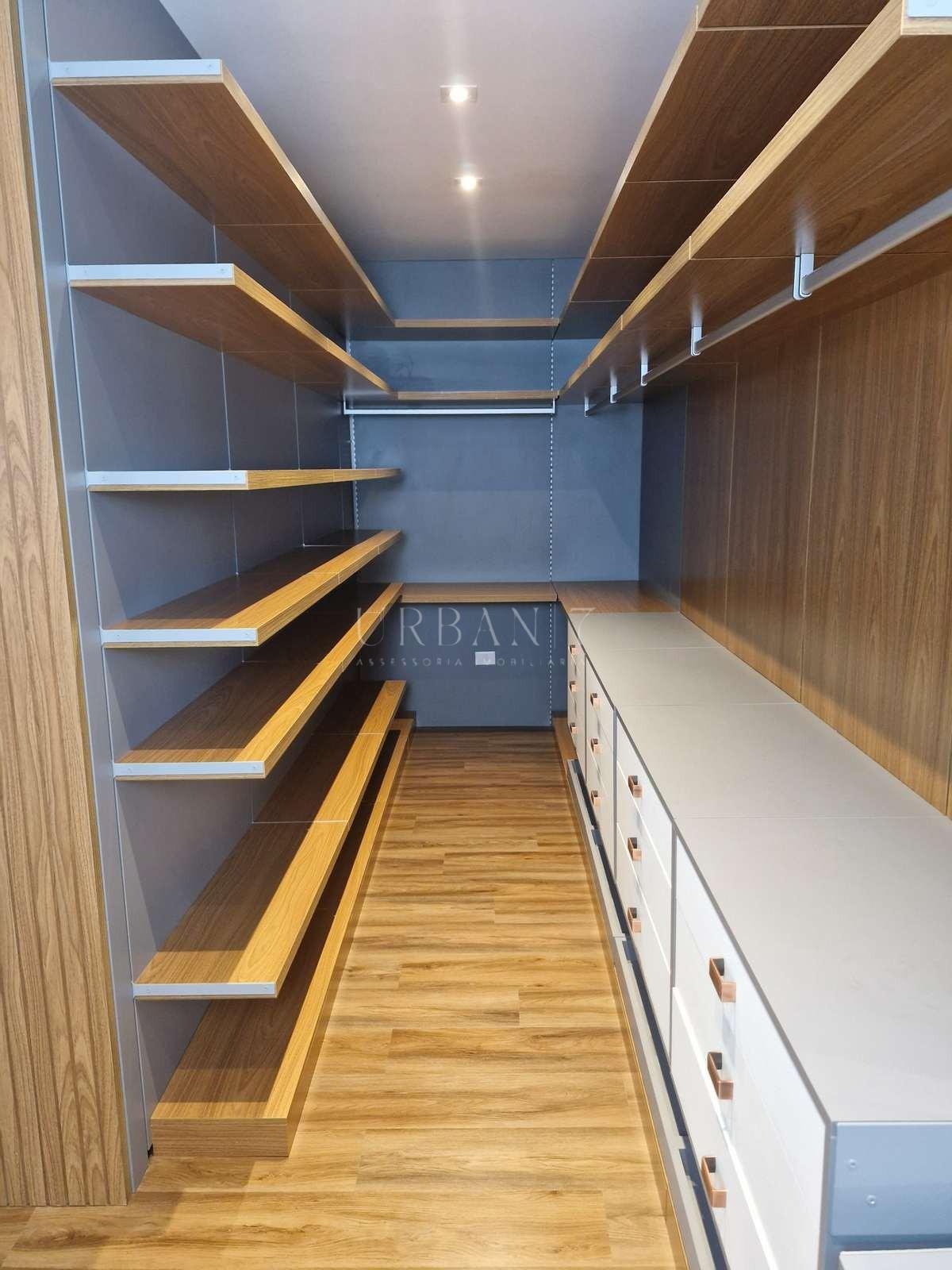 Casa com 4 dormit&oacute;rios,465 m&sup2; - Condom&iacute;nio Lago Azul Golfe Clube - Ara&ccedil;oiaba  - SP Rodovia Raposo Tavares Araçoiaba da Serra - 