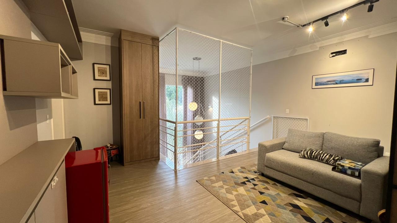 Casa com 3 dormit&oacute;rios &agrave; venda,246m&sup2; - Condom&iacute;nio Belvedere II - Votorantim - SP Avenida Rogério Cassola Votorantim - 