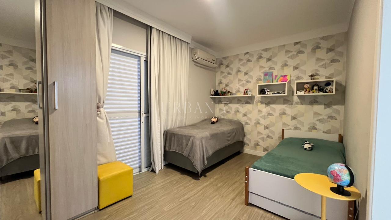 Casa com 3 dormit&oacute;rios &agrave; venda,246m&sup2; - Condom&iacute;nio Belvedere II - Votorantim - SP Avenida Rogério Cassola Votorantim - 