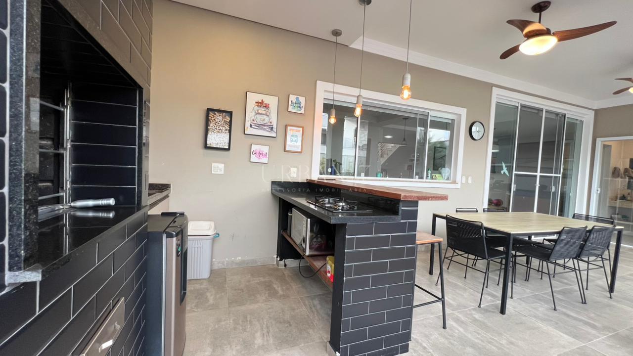 Casa com 3 dormit&oacute;rios &agrave; venda,246m&sup2; - Condom&iacute;nio Belvedere II - Votorantim - SP Avenida Rogério Cassola Votorantim - 