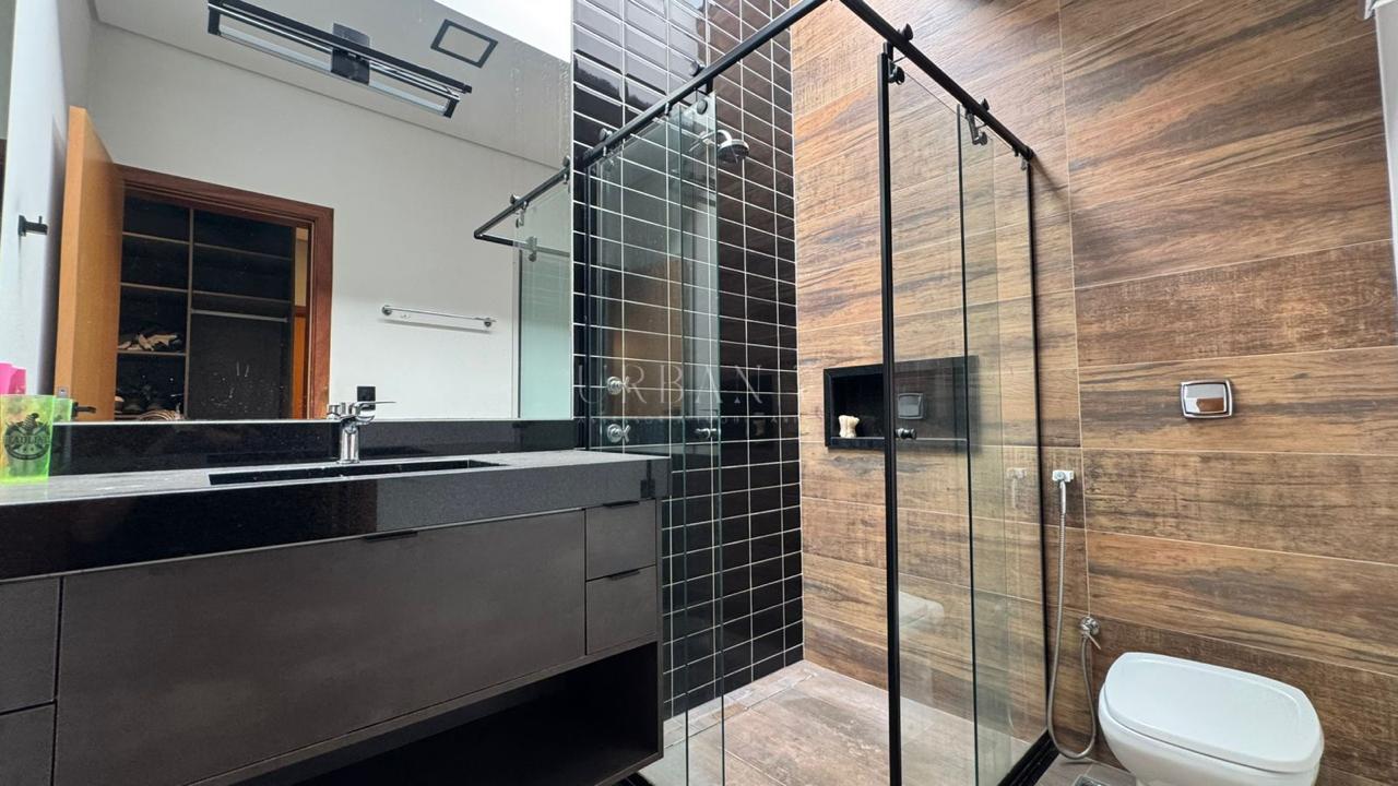 Casa com 3 dormit&oacute;rios,250m&sup2; - Condom&iacute;nio Mont Blanc - Sorocaba - SP Rua Antônio Annunciato Sorocaba - 