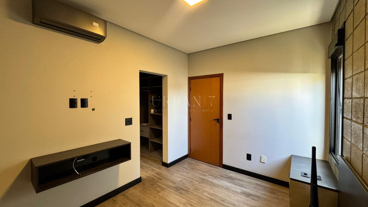 Casa com 3 dormit&oacute;rios &agrave; venda,250 m&sup2; - Condom&iacute;nio Mont Blanc - Sorocaba - SP Rua Antônio Annunciato Sorocaba - 