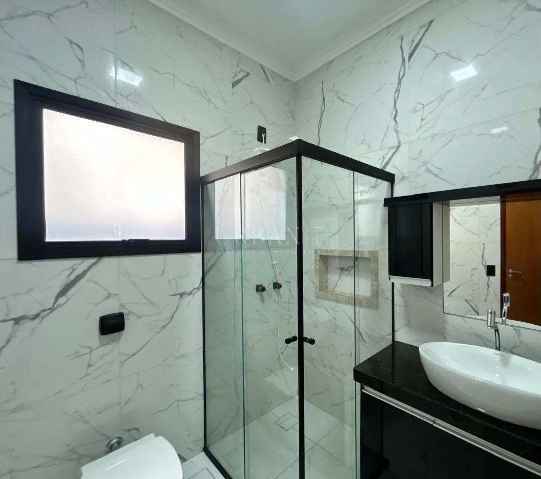 Casa com 4 dormit&oacute;rios,225 m&sup2; -  Alphaville Nova Esplanada III - Votorantim - SP  Votorantim - 