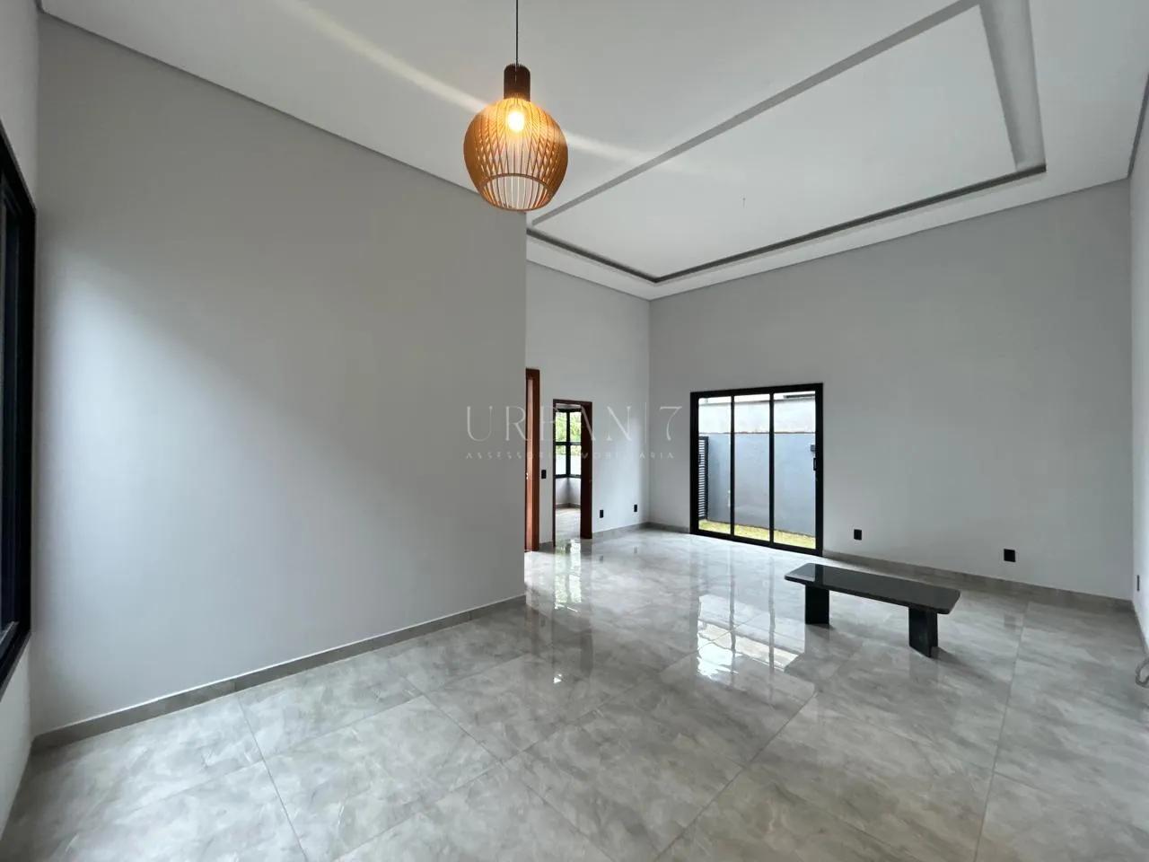 Casa com 4 dormit&oacute;rios,225 m&sup2; -  Alphaville Nova Esplanada III - Votorantim - SP  Votorantim - 