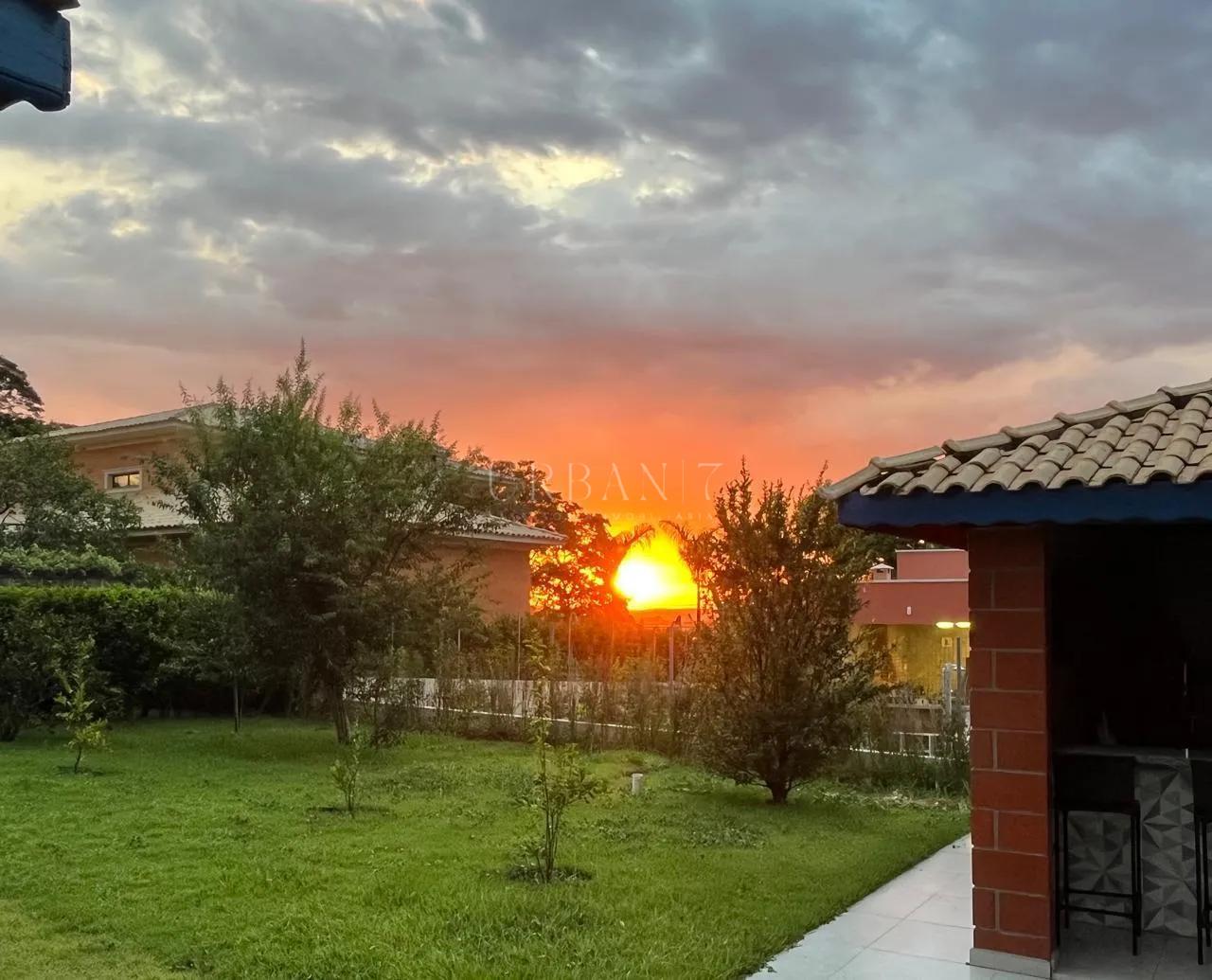 Casa com 3 dormit&oacute;rios,370 m&sup2; - Condom&iacute;nio Vale do Lago - Sorocaba - SP Rodovia Emerenciano Prestes de Barros Sorocaba - 