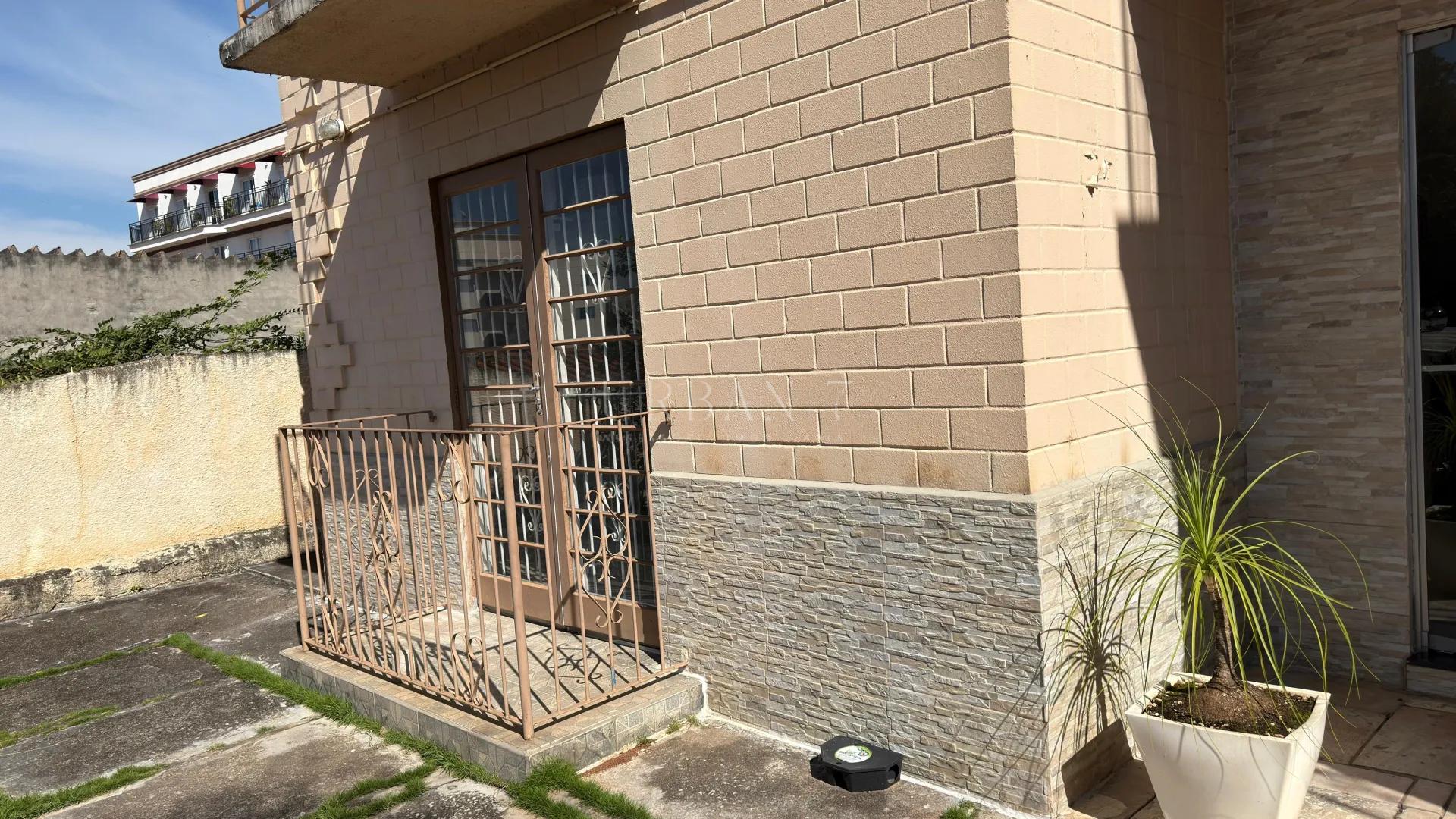 Apartamento com 2 dormit&oacute;rios a venda, 67 m&sup2; - Edif&iacute;cio Leonilda Blumer -Sorocaba-SP Praça Domingos Biquinha Festa Sorocaba - 