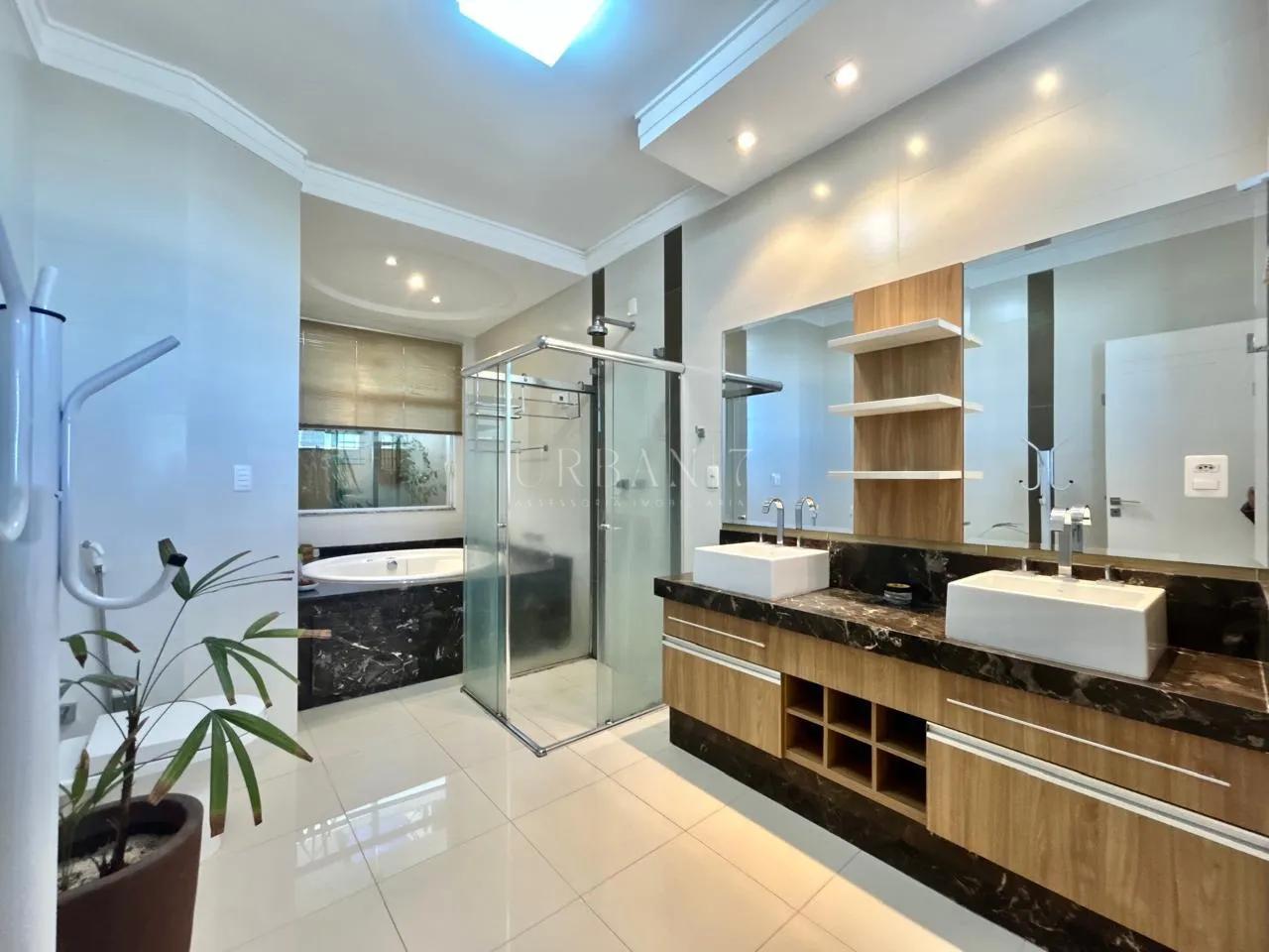 Casa com 3 dormit&oacute;rios,267 m&sup2; - Condom&iacute;nio Vila Azul - Sorocaba - SP Avenida Três de Março Sorocaba - 