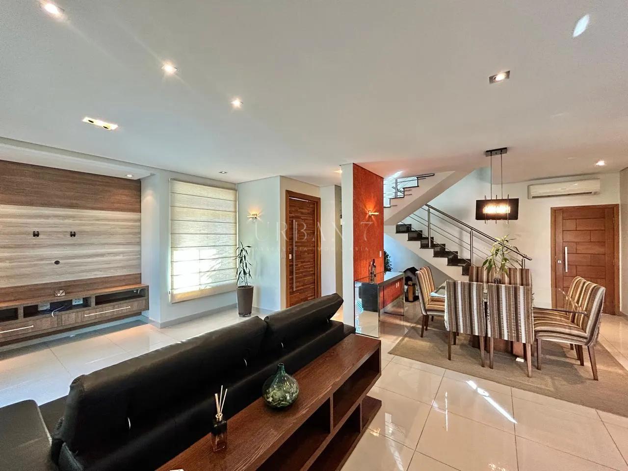 Casa com 3 dormit&oacute;rios,267 m&sup2; - Condom&iacute;nio Vila Azul - Sorocaba - SP Avenida Três de Março Sorocaba - 
