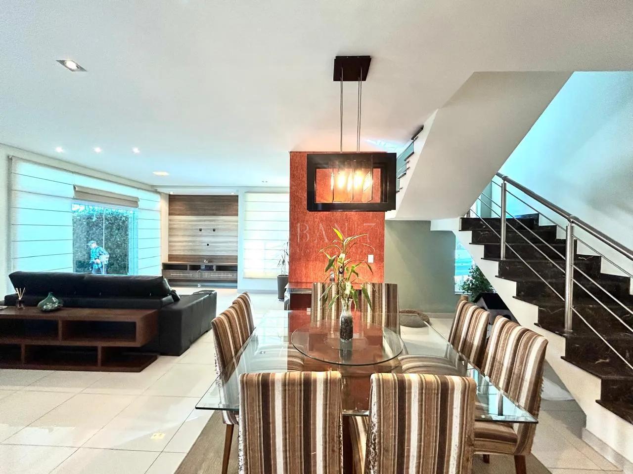 Casa com 3 dormit&oacute;rios,267 m&sup2; - Condom&iacute;nio Vila Azul - Sorocaba - SP Avenida Três de Março Sorocaba - 