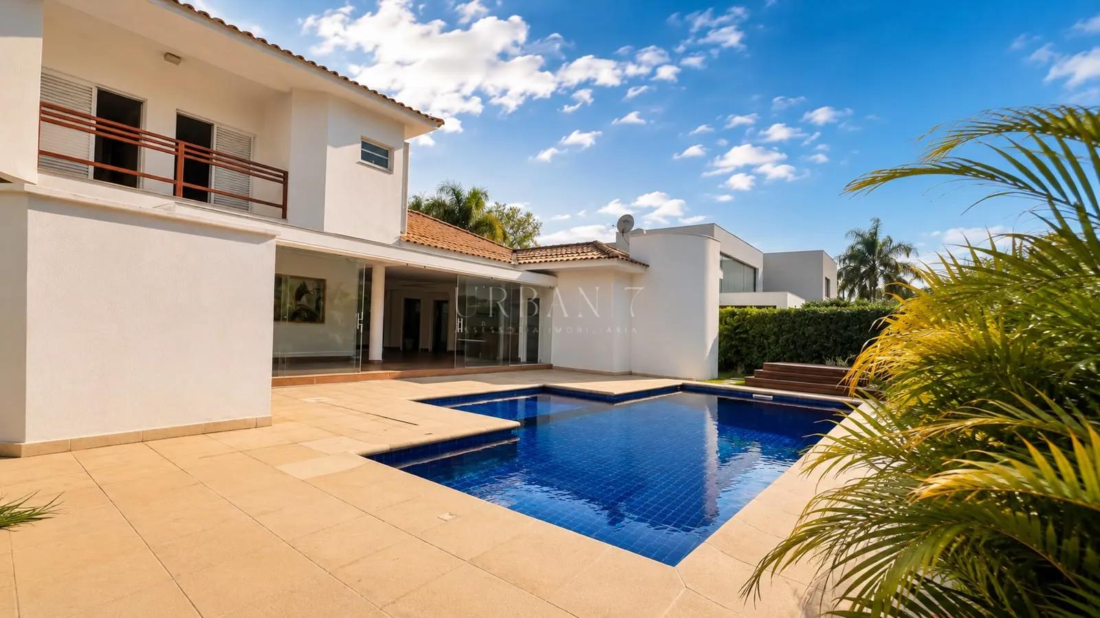 Casa com 4 dormit&oacute;rios,640 m&sup2; - Condom&iacute;nio Lago Azul Golfe Clube - Ara&ccedil;oiaba da Serra - SP Rodovia Raposo Tavares Araçoiaba da Serra - 