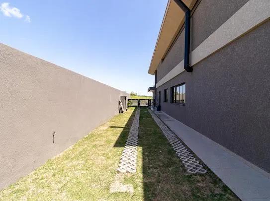 Casa com 6 dormit&oacute;rios &agrave; venda,720 m&sup2; - Condom&iacute;nio Portofino - Piedade - SP Estrada da Represa Piedade - 