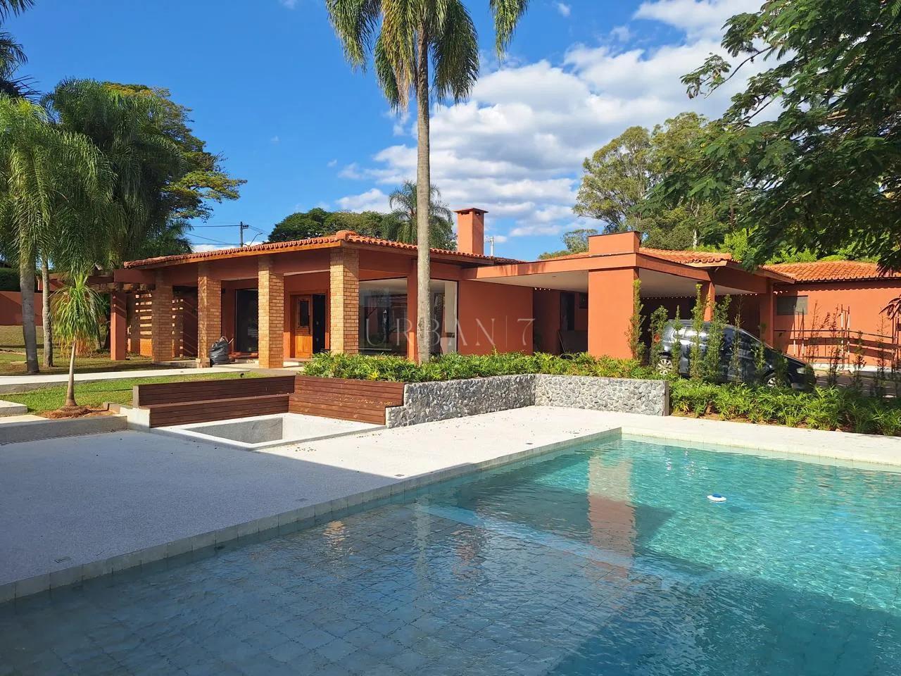Casa com 4 dormit&oacute;rios,650 m&sup2; - Condom&iacute;nio Ch&aacute;cara Santa Maria  - Votorantim - SP Rodovia João Leme dos Santos Votorantim - 