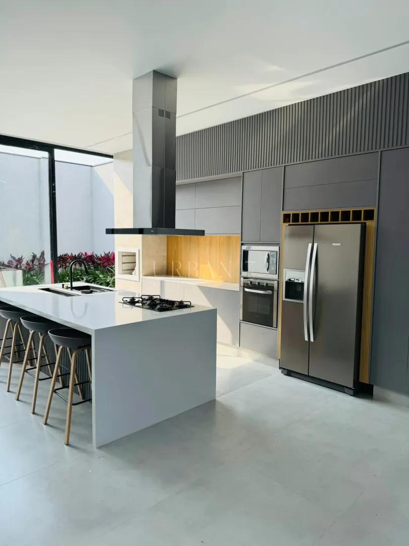 Casa com 3 dormit&oacute;rios, 225 m&sup2; - Condom&iacute;nio Alphaville Castelo- Itu-Sp Rodovia Waldomiro Corrêa de Camargo Itu - 